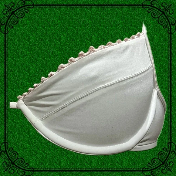 Pure white “Bella” bikini top with a light pink trim on the top by BAMBA - Picture 3 of 6